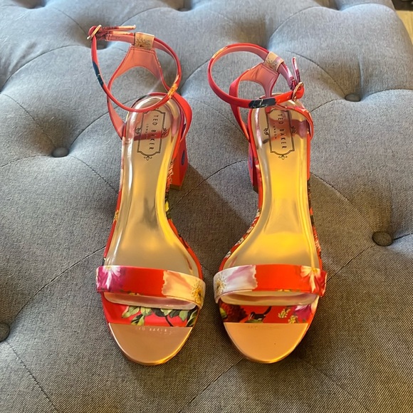 Ted Baker Rozie floral heels - Picture 1 of 7